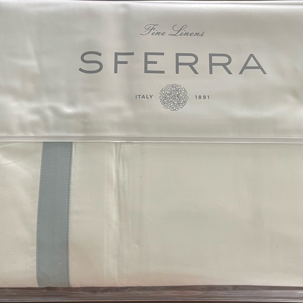 Sferra Estate White/Poolside Twin Duvet Cover New in Package